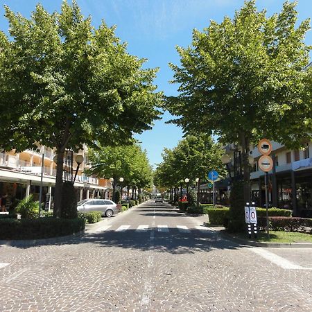 Isolabella - Appartamenti Bibione Buitenkant foto