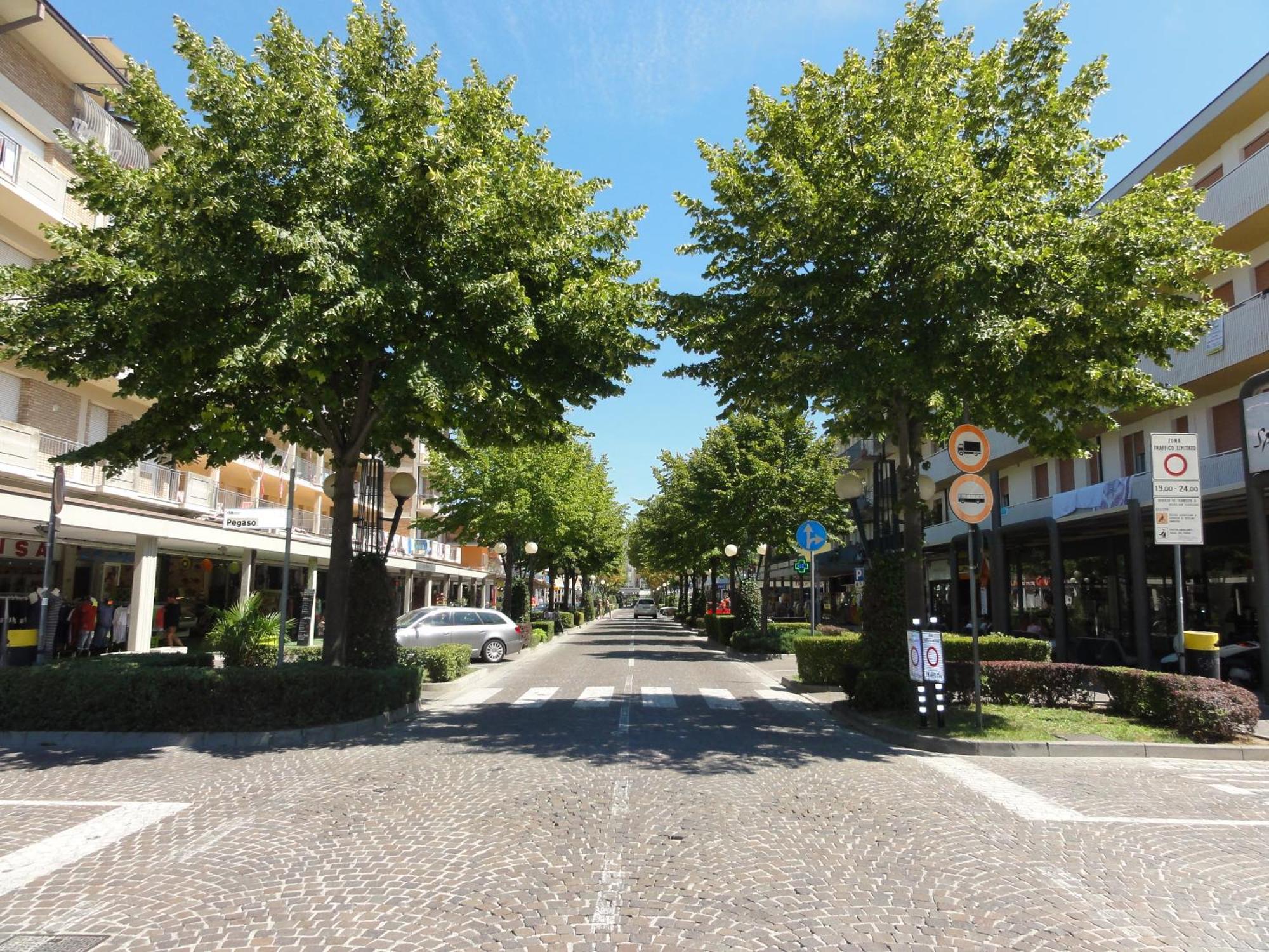 Isolabella - Appartamenti Bibione Buitenkant foto