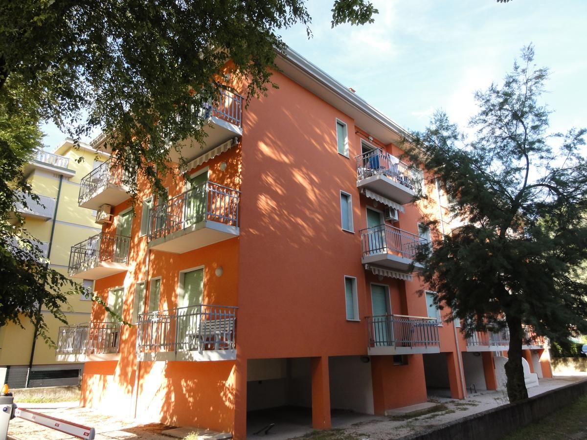 Isolabella - Appartamenti Bibione Buitenkant foto